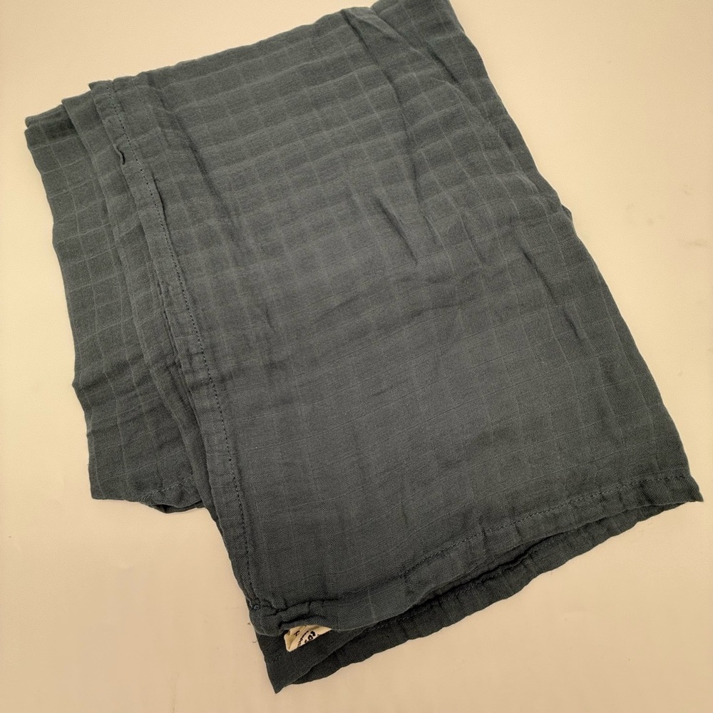 Lumi Muslin Swaddle Blanket - Nice Condition